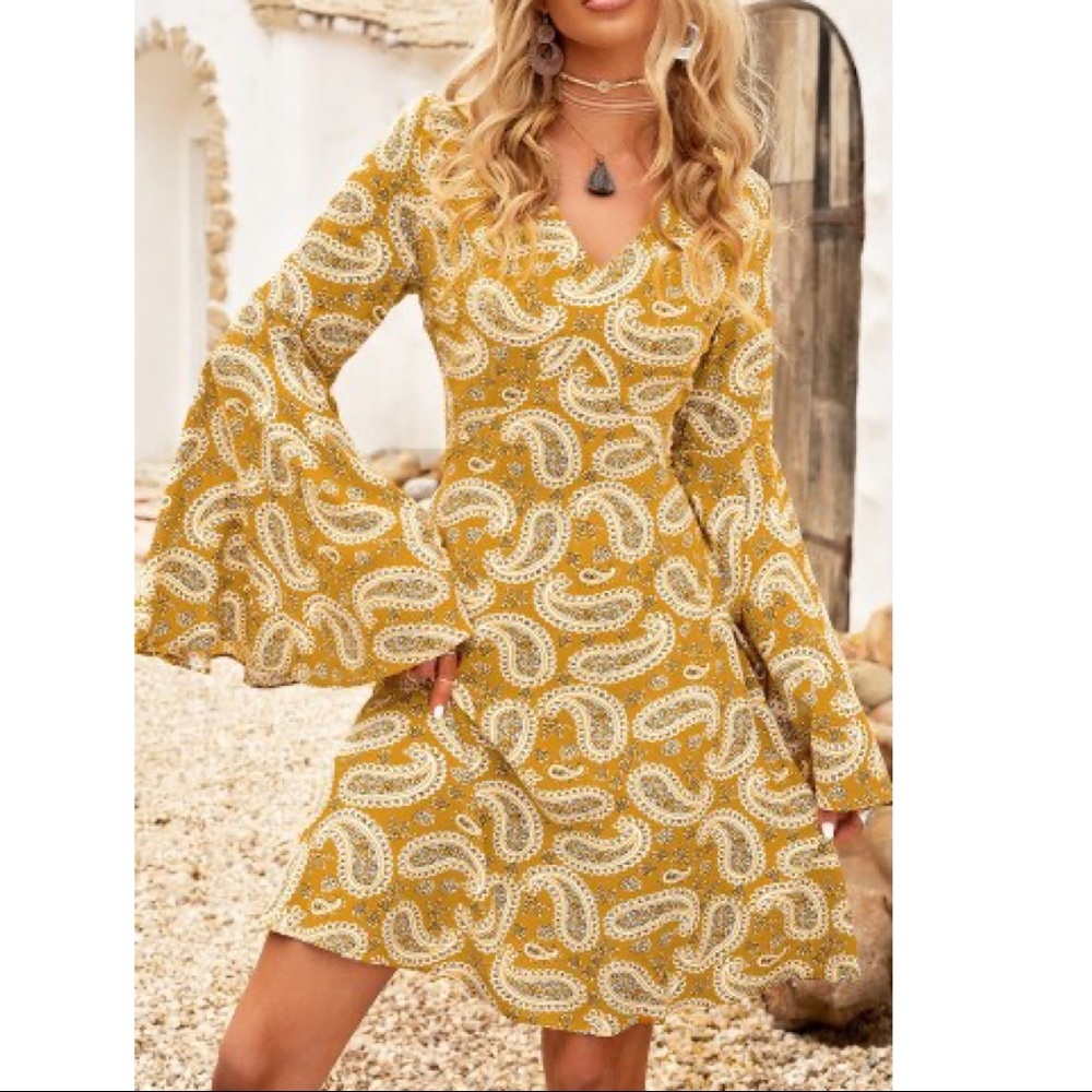 Yellow Bohemian Paisley Print Bell Sleeve Floral Dress - Picture 3 of 5